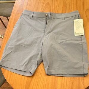 lululemon 9” Men's Light Blue Commission Short - Size 33”